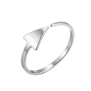 Minimalist stainless steel arrow open ring in silver with adjustable geometric design
