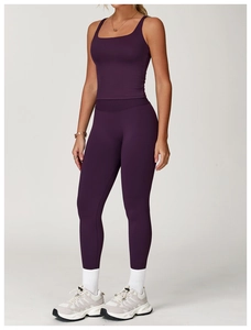 Ensemble haut de sport à col carré et legging de yoga taille haute couleur prune