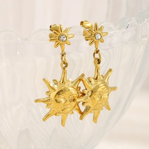 Boucles d'oreilles vintage en acier inoxydable doré 18 carats avec motif soleil et zircon