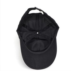Cappellino da baseball nero traspirante in tessuto ad asciugatura rapida ventilato
