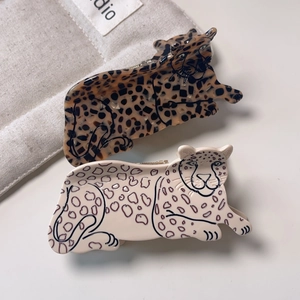 Molle per capelli in acetato a forma di leopardo e tigre con stampe animalier