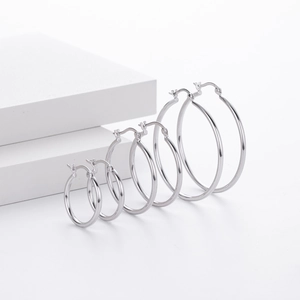Three pairs of S925 sterling silver hollow hoop earrings in small, medium, and large sizes