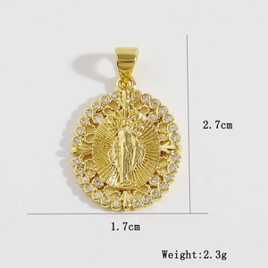 Detail of 18K gold-plated oval Virgin Mary pendant with cubic zirconia and size 2.7x1.7cm