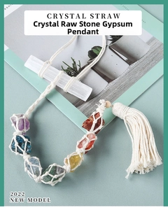 Cristalli chakra fatti a mano su bastoncino di selenite con nappe di cotone