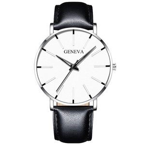 Vue détaillée de la montre à quartz Geneva avec cadran blanc et bracelet en cuir noir