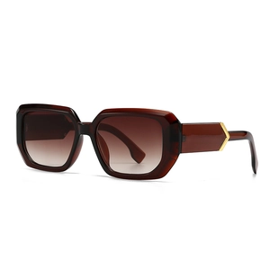 Square oversized sunglasses with reddish-brown frames and gradient brown lenses