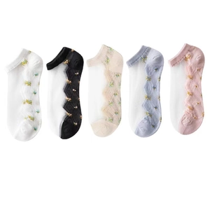 Five pairs of floral mesh embroidered low-cut socks in assorted pastel colors for summer