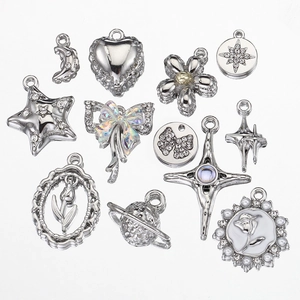 Vintage Y2K Silver Tone Alloy Charms Pendants Rhinestone Faux Artificial Pearl Star Heart Cross Rose For DIY Jewelry Making