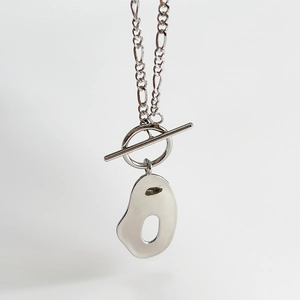 Minimalist 925 sterling silver necklace with geometric pendant and toggle clasp