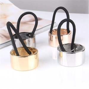 Detailed comparison of metal ponytail holders in gold, rose gold, silver, and black finish