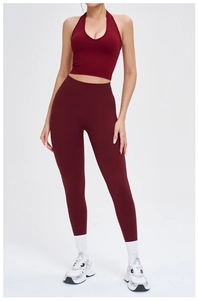 Ensemble de yoga bordeaux sans couture avec brassière dos nu et legging de sport gainant