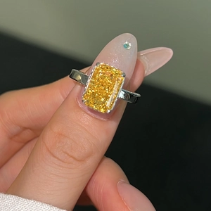 Elegant S925 silver ring with 8x12mm yellow ice-cut rectangular zircon gemstone