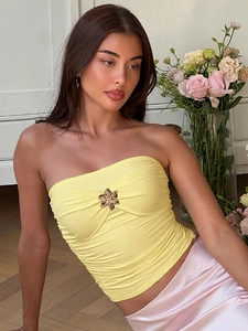 Top De Tubo Sexy Con Pliegues Sin Tirantes Ajustado Mujer Con Accesorio De Flor De Metal Dorado Streetwear