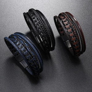 Bracelet En Cuir Tressé Multi-couches Pour Hommes Fermoir Magnétique En Alliage Rétro Simple Mode Fait Main Bijoux