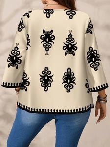 Boho damesblouse met klokmouwen en retro bloemenpatroon in beige en zwart