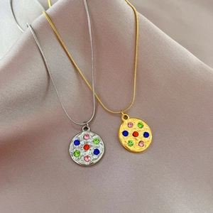 Minimalist titanium steel necklace with colorful zircon pendant and hammered texture