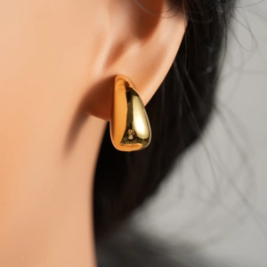 Minimalist gold teardrop stainless steel earrings with polished mirror finish for women