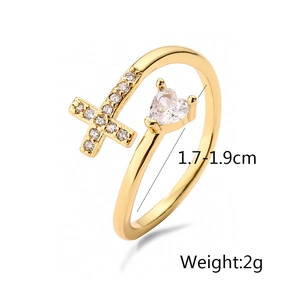 Detailed view of adjustable gold geometric ring showing 1.7-1.9cm inner diameter size