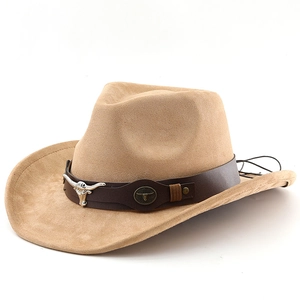 Chapeau de cowboy western en suédine marron avec bande en cuir et ornement tête de taureau