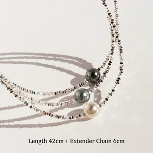 Three-tone pearl necklace with faceted silver beads, length 42cm plus 6cm extension