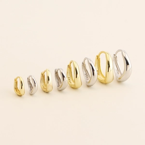 Minimalist S925 sterling silver hoop earrings in gold and silver with four sizes