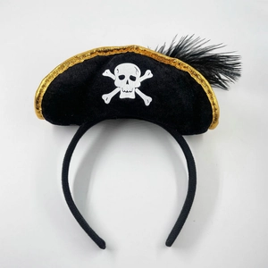 Halloween Caribbean pirate hat headband with black feathers and skull print for cosplay