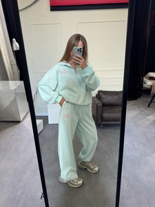 Ensemble sweat à demi-zip et jogging large vert menthe avec broderie rose sur coton