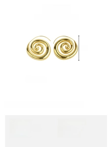 Detailed size chart of golden spiral earrings showing 38.8mm height and 23.9g weight