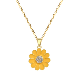 Elegant gold titanium steel sunflower necklace with sparkling crystal rhinestones center