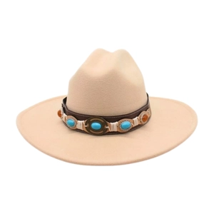 Elegante sombrero de jazz de fieltro beige con banda étnica turquesa y ala plana