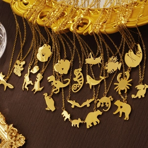 Stainless Steel Animal Pendant Necklace For Women Gold Silver Electroplated Cartoon Dinosaur Bear Sloth Whale Clavicle Chain Jewelry Gift