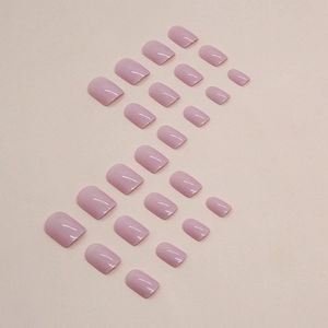 Set di 24 unghie finte quadrate lucide rosa-viola in varie dimensioni per un look pulito