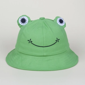 Green frog bucket hat with cute 3D eyes and embroidered smile for sun protection