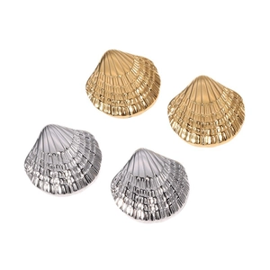 Minimalist shell-shaped stainless steel stud earrings in gold and silver finish set