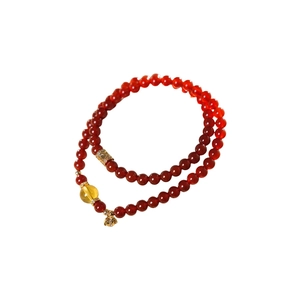 Bracelet double rang en agate rouge avec trèfle porte-bonheur et placage or 18k