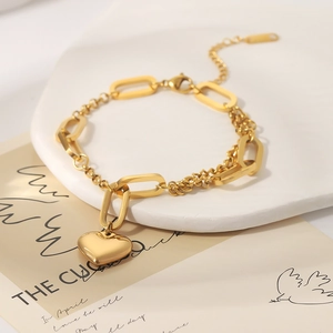 Elegant 18k gold plated stainless steel heart charm bracelet with mixed link chain design