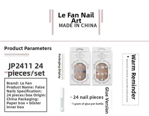 Kit JP2411 de 24 faux ongles français avec motifs de cœurs dorés et fleurs de rose