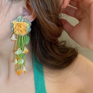 Boucles d'oreilles à fleurs bicolores jaune et vert avec perles pour un style bohème