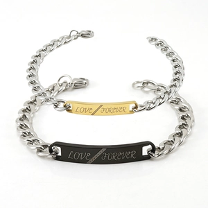 Bracelets de couple en acier inoxydable or et noir avec gravure Love Forever élégante