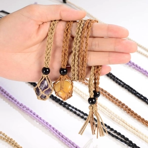Collares de red tejidos a mano con colgantes de cristales de amatista y citrino