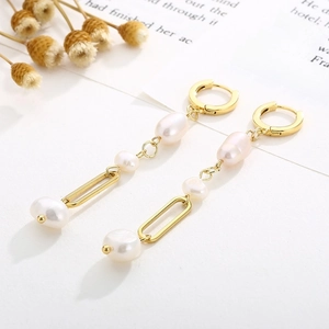 Boucles d'oreilles vintage en perles avec pompons en acier titane plaqué or 18k