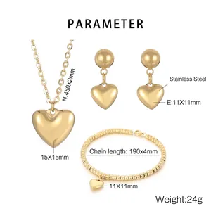 Detaillierte Größenparameter für das herzförmige Schmuckset aus Edelstahl mit Maßen