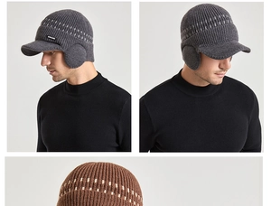 Détails d'un bonnet tricoté d'hiver avec cache-oreilles et visière en texture épaisse
