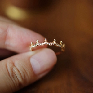 S925 sterling silver crown ring in rose gold finish with zircon inlay for women