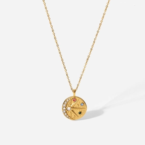 Collier en acier inoxydable plaqué or 18K avec pendentif soleil lune et zircons colorés
