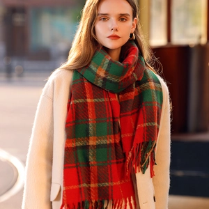 Écharpe à carreaux rouge et vert style cachemire avec franges pour l'hiver