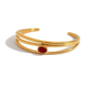 Lussuoso bracciale aperto a tre strati in acciaio placcato oro 18K con pietra rossa