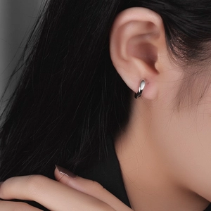 Orecchini a cerchio in argento sterling S925 minimalisti con superficie irregolare