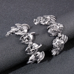 Retro punk gothic warrior skull head stainless steel chain bracelet for men in silver