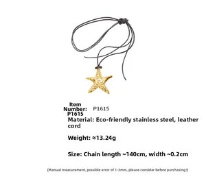 Détail du collier en cuir de 140 cm avec pendentif étoile de mer dorée en inox